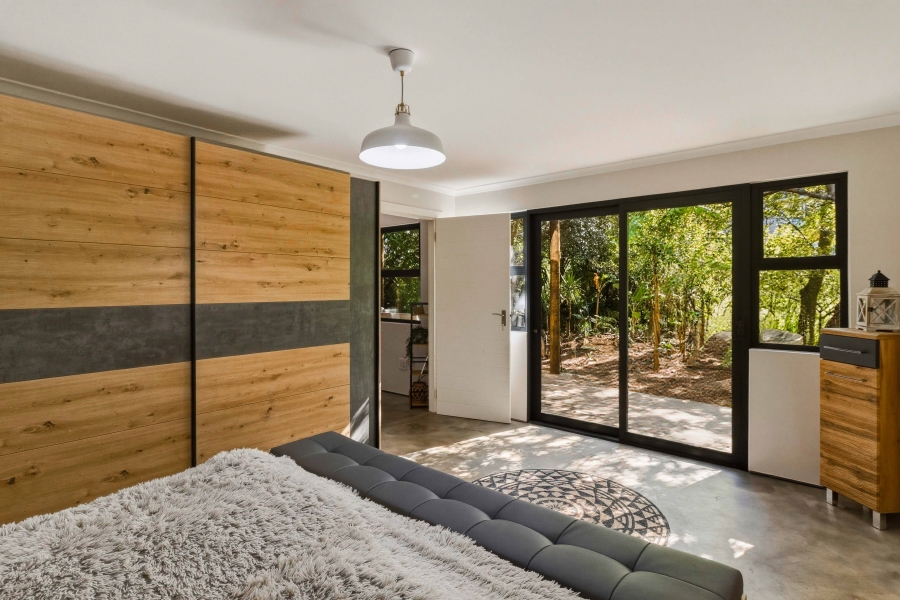 9 Bedroom Property for Sale in Golden Acre Western Cape